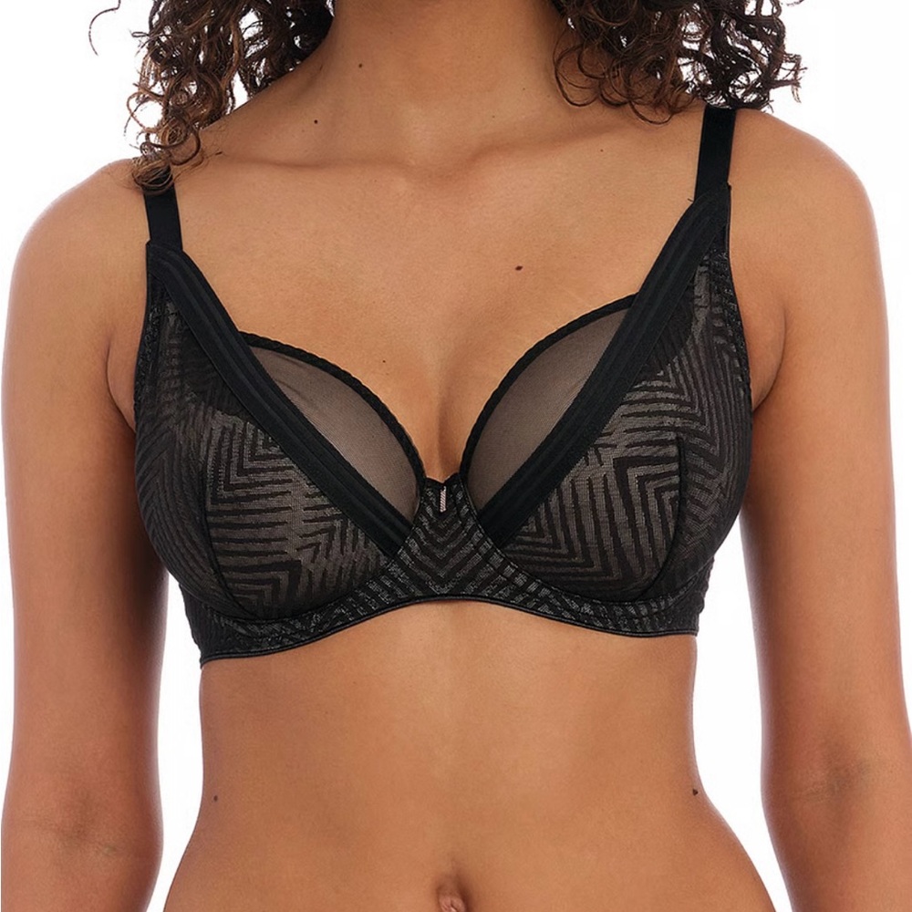 Freya Bra size 32DD NWT Rose Color